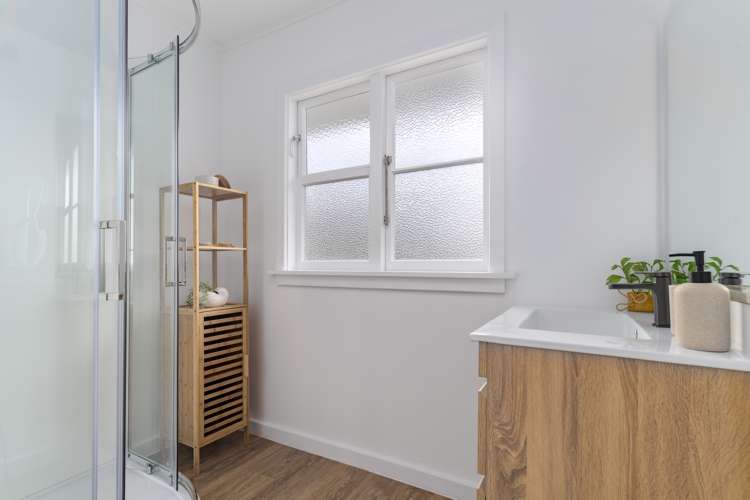 227 Pine Avenue South New Brighton_11