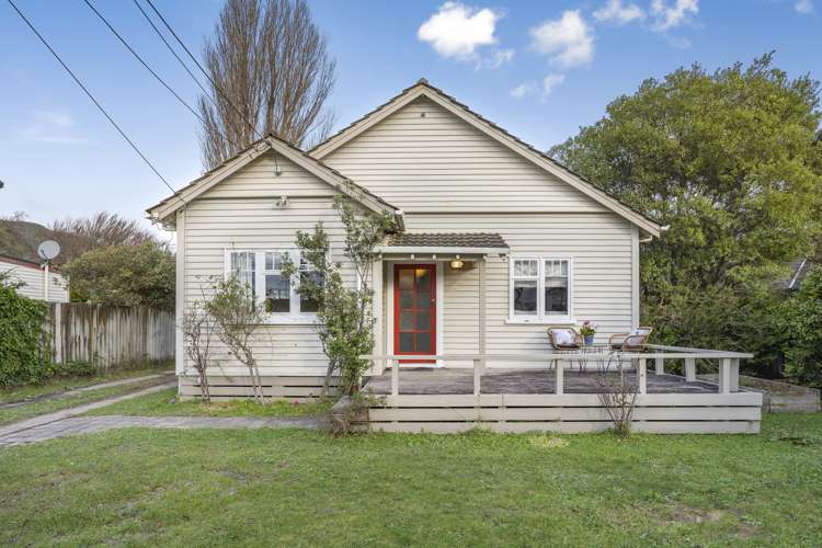 12 Pohutukawa Street_0