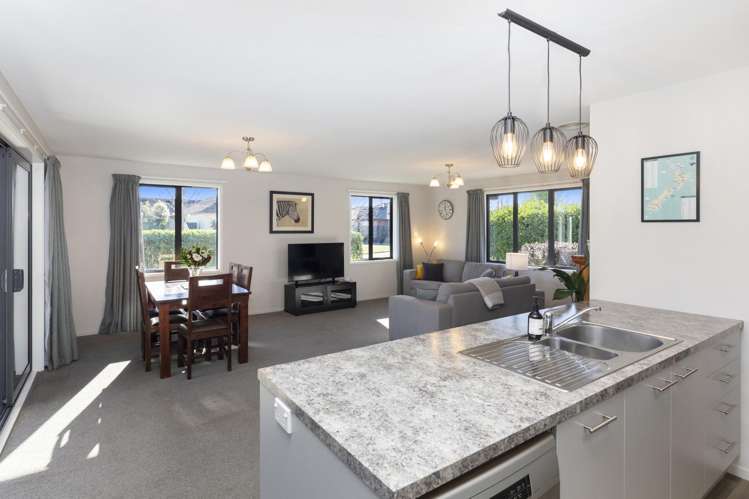 4 Malory Way Rolleston_6