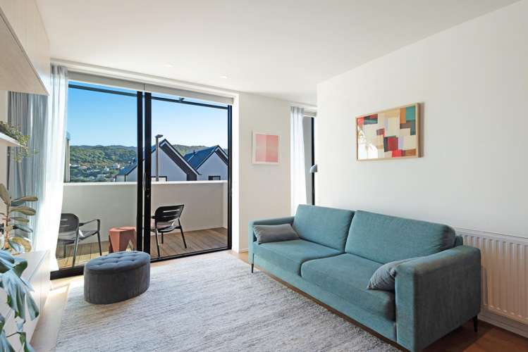 21 Erica Pabst Way Island Bay_3