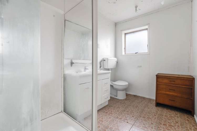 2/11 Latham Avenue Pakuranga_5