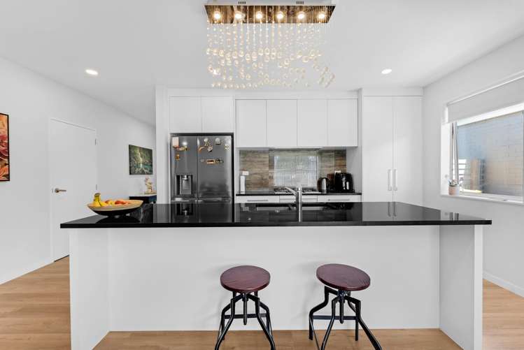 13 Hollowout street Takanini_7