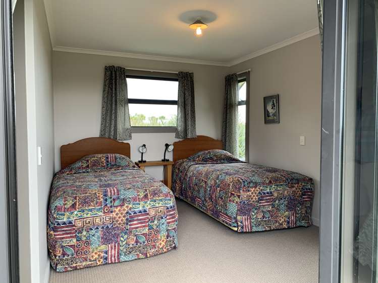 12 The Strand Okarito_6