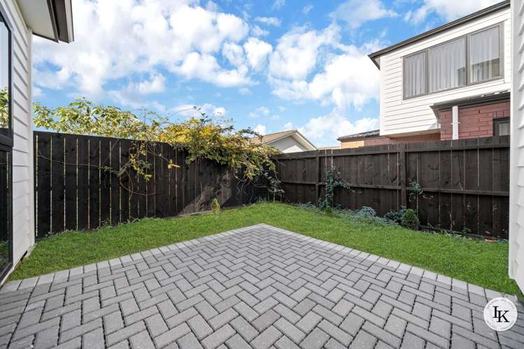 8D Benton Place Manurewa_5