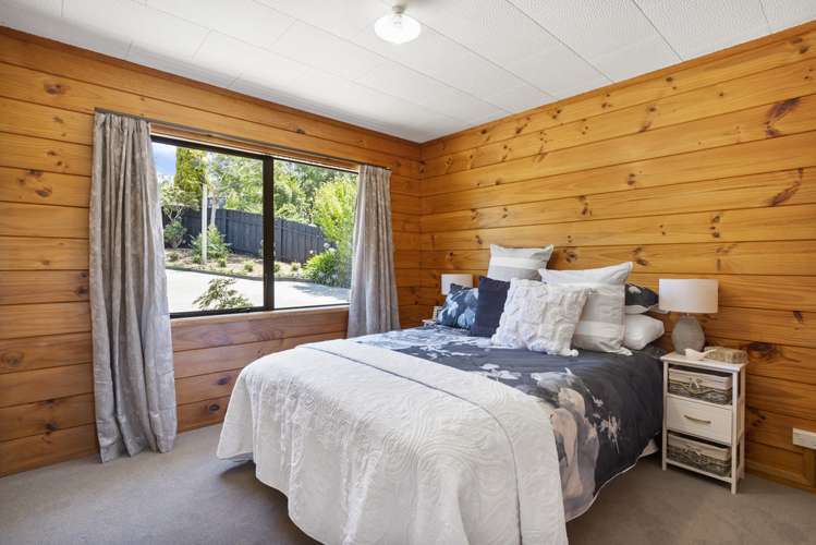 10 Woodhams Street Beach Haven_11