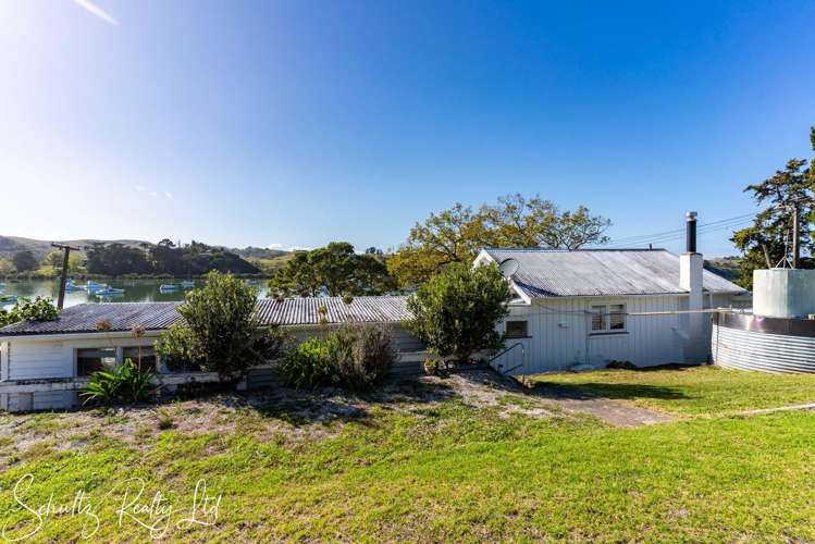 15 Fisher Street Paparoa_30