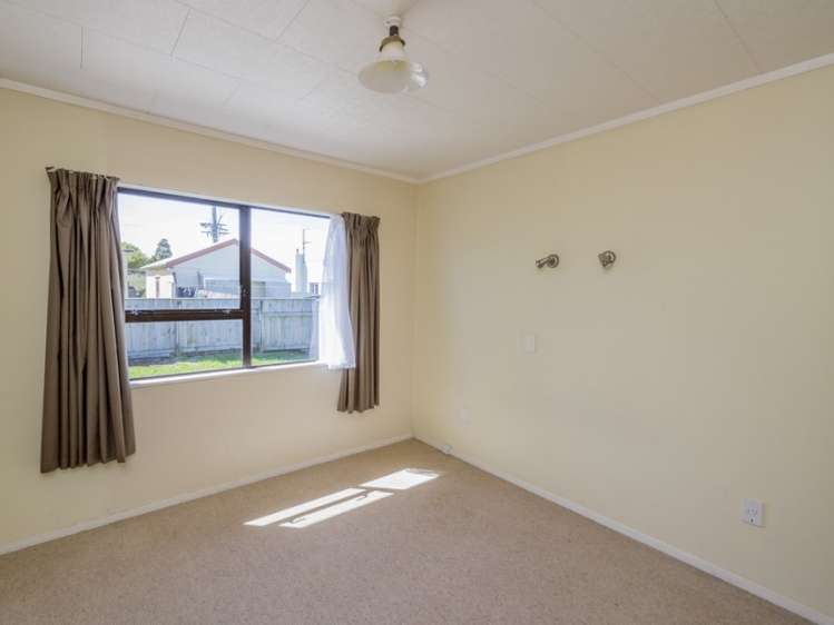 14 Hurley Road Paraparaumu Beach_8