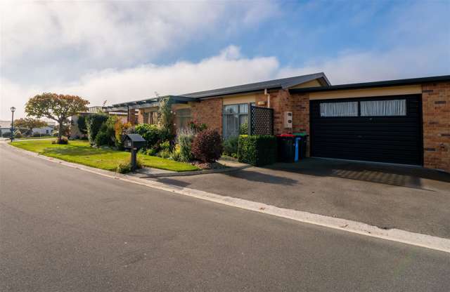 17 Elloughton Crescent Mountainview_1