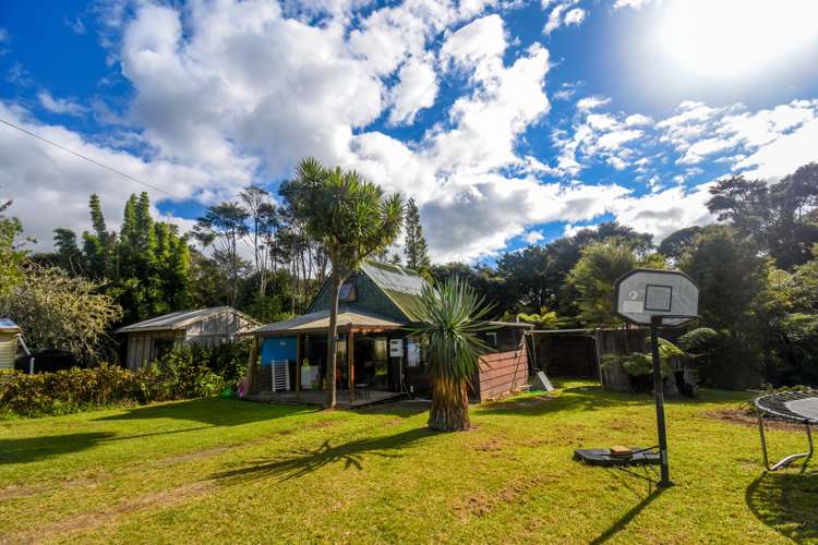 135 Bays Road Orere Point_11