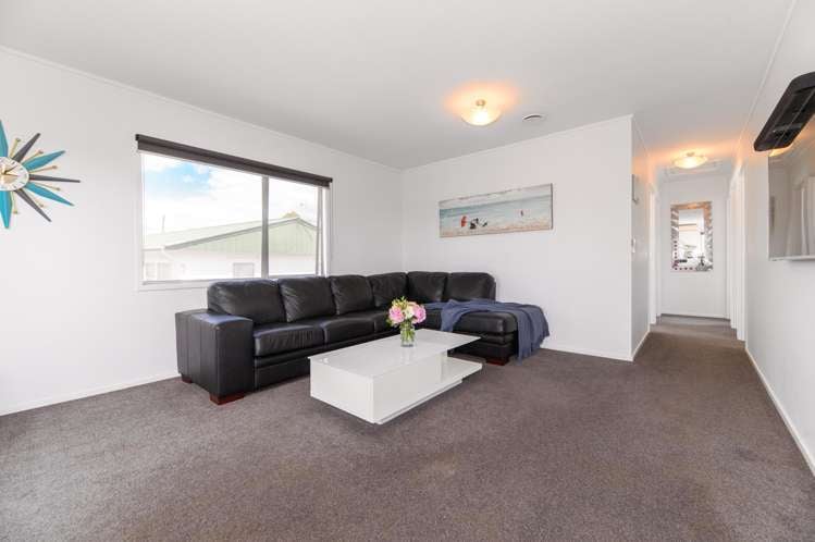 2B Porter Avenue Te Atatu South_6