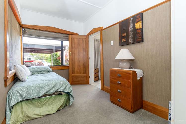 2 Ashbury Avenue Waimataitai_10