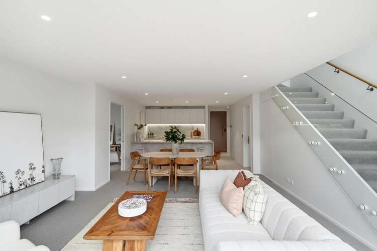 4/22 Clissold Street Merivale_5