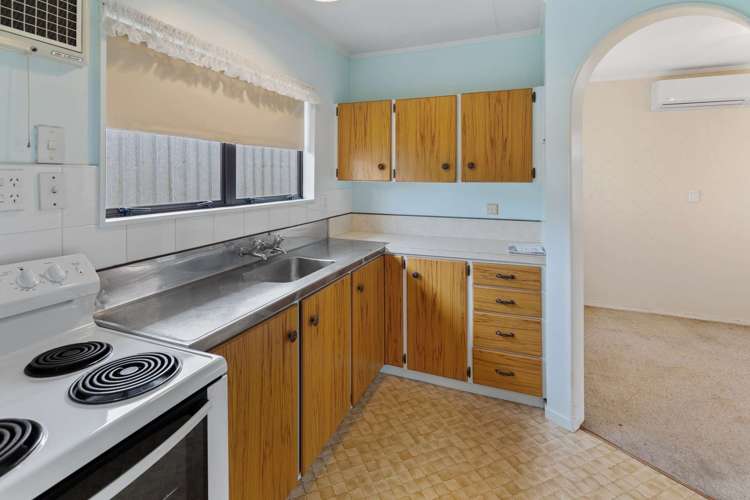 28e College Street College Estate_12