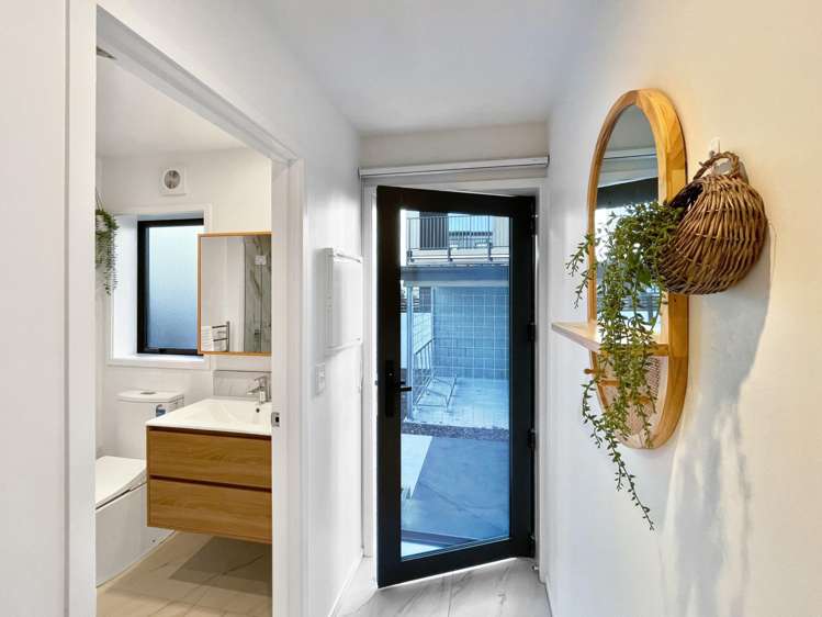 3/23 Allen Street Christchurch Central_5