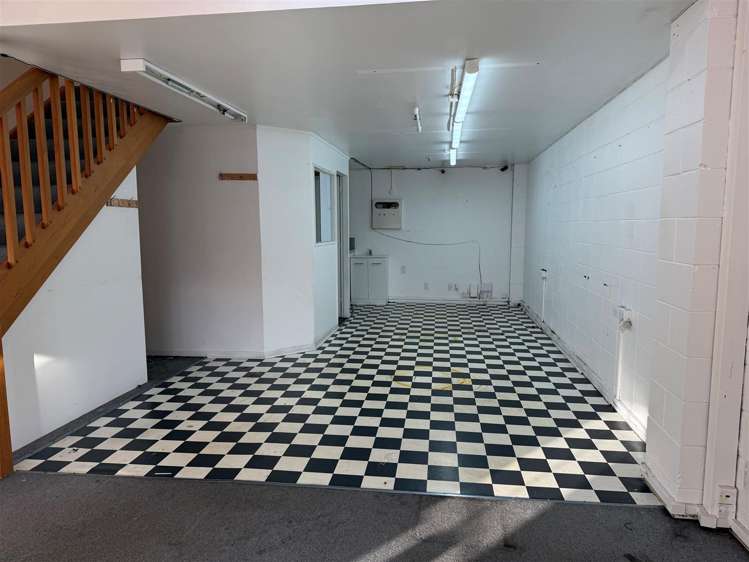 Shop 11, 22 Bay Road Kilbirnie_9