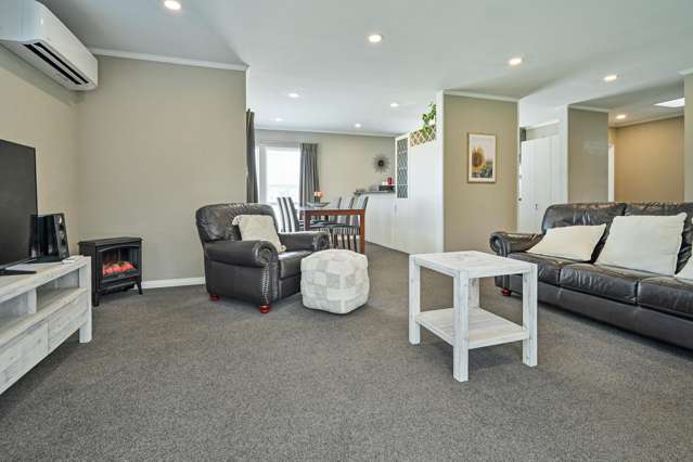 1/217 Mcleod Street Camberley_4