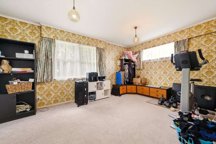 13 Ball place Mt Roskill_4