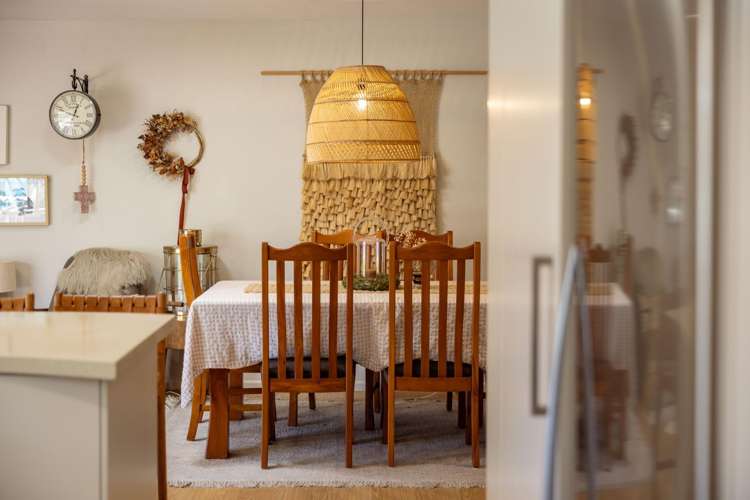 81 Katerini Grove Papamoa_5