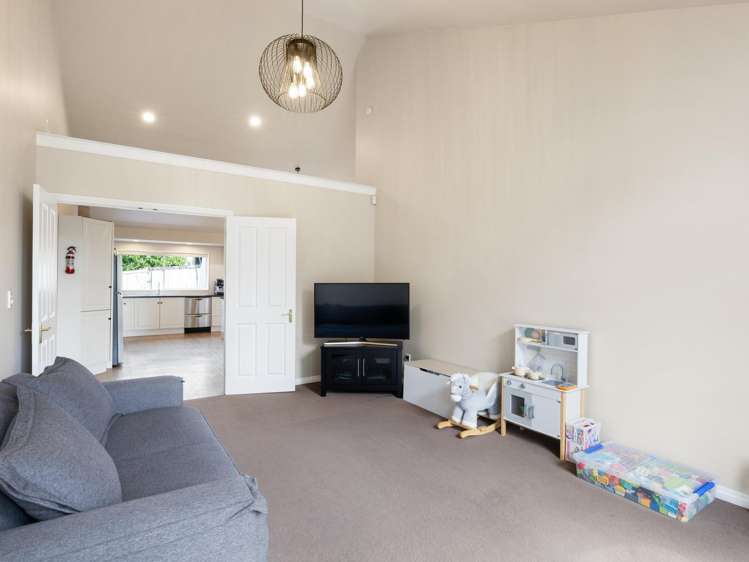 7 Guernsey Place Grandview Heights_9