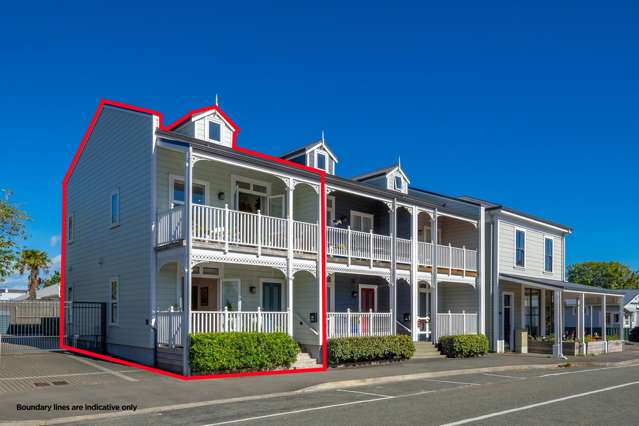 Freehold City-Fringe Living – No Body Corporate