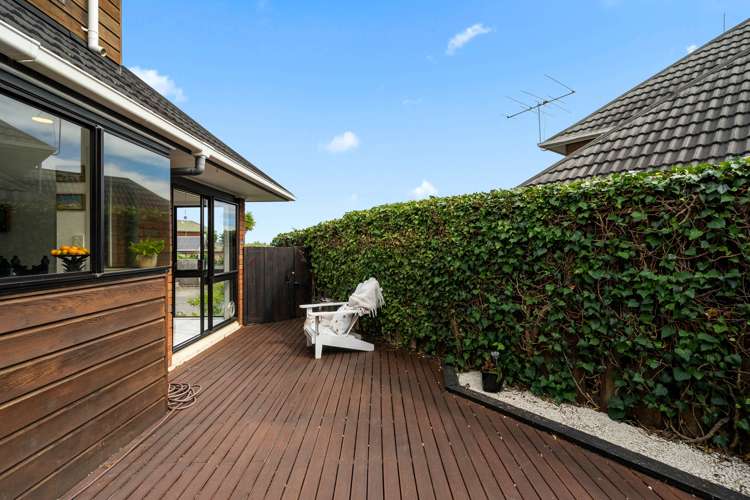 3/6 Waikato Place Saint Johns_26