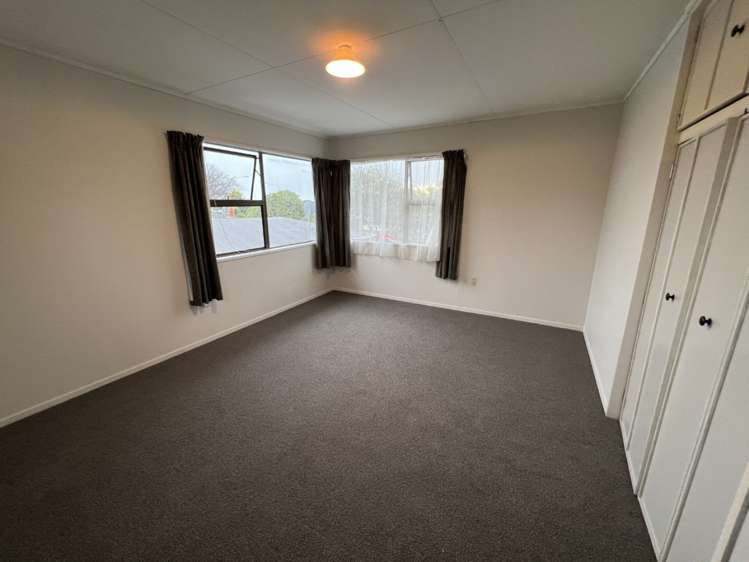 167 Highbury ave West End_8