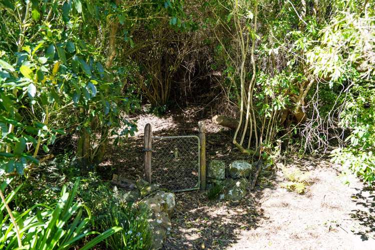 10 Crescent Street Purakaunui Inlet_32