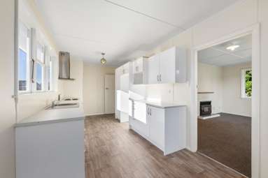 37 Henderson Street_3