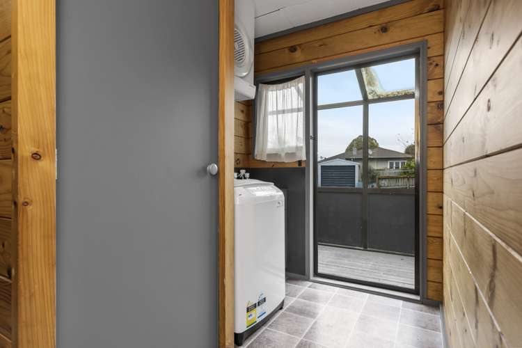 87 Scott Street Leamington_10