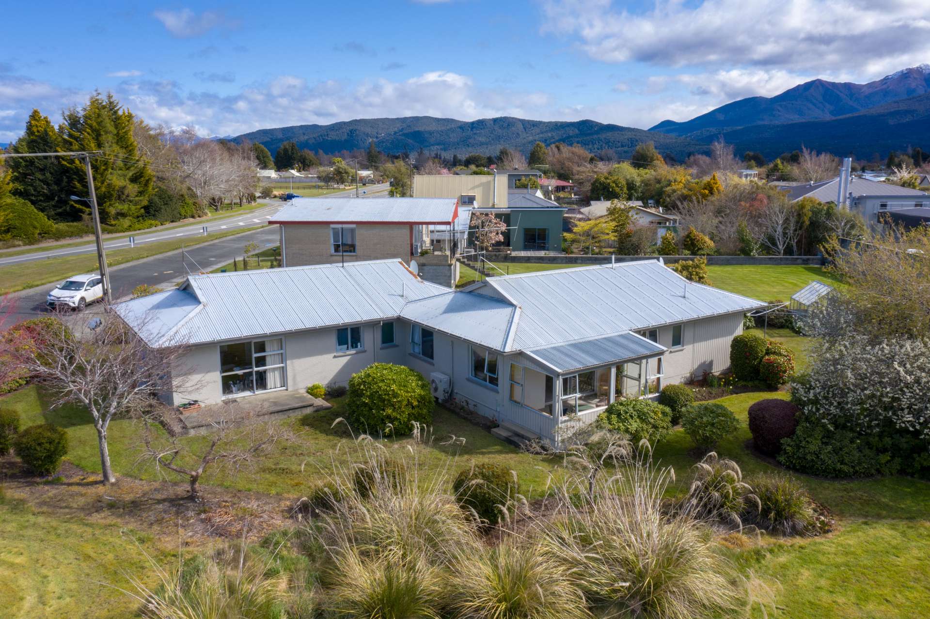 245 Milford Road Te Anau_0