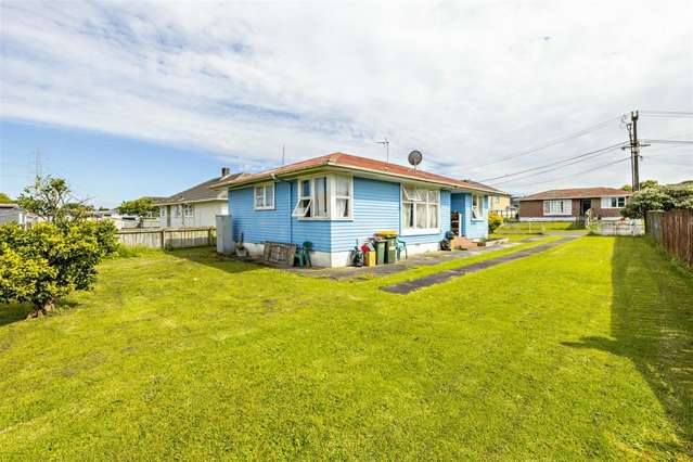 6 Fisher Crescent Otara_3