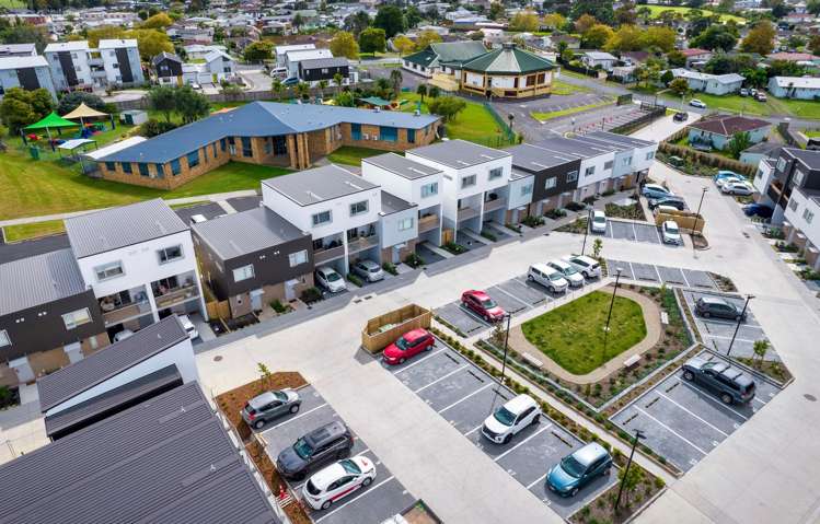 95 Ngae Place Mangere East_17