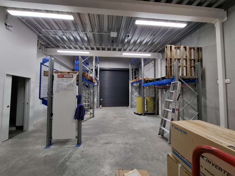 13/8 Laurenson Road Hobsonville_5