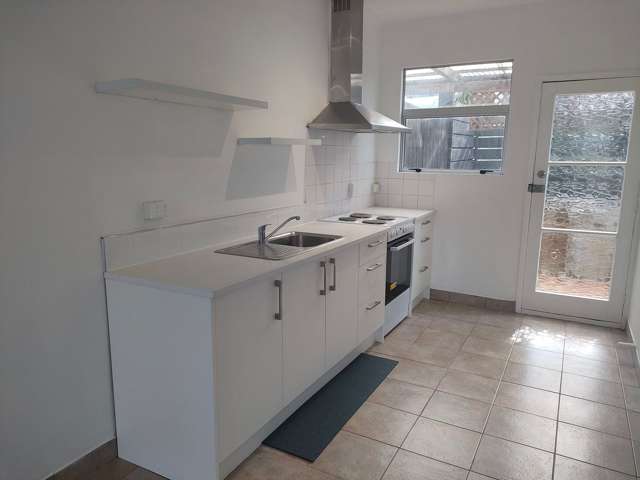 19/21 Aliford Avenue One Tree Hill_3