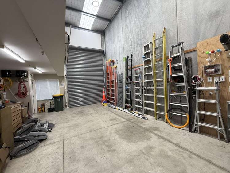 2/6 Loft Place Kumeu_5