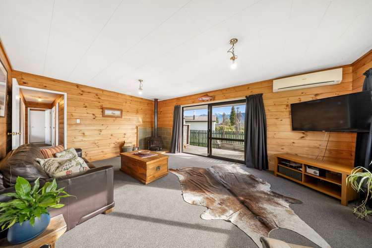 19 Henry Street Te Anau_3