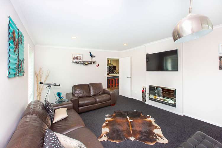 24 Kawariki Drive Baverstock_5