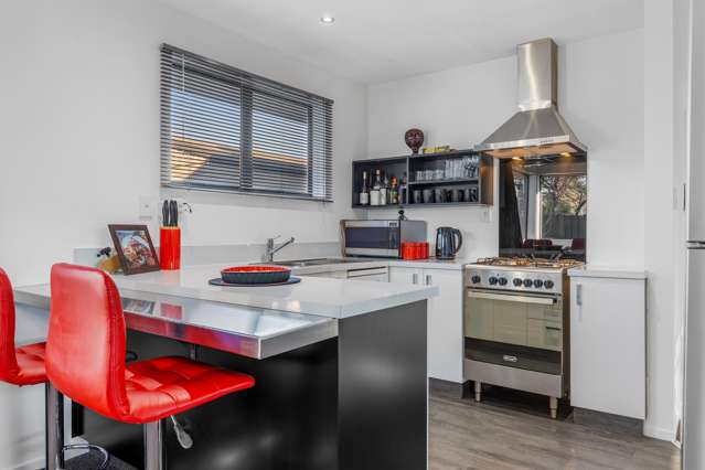 1/9 Short Street Waltham_3