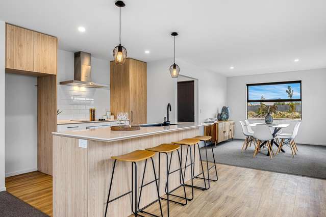 167 Faringdon Boulevard Rolleston_3