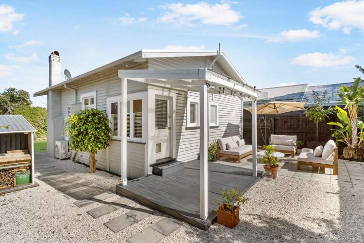 12 Mona Avenue Mangere Bridge_12