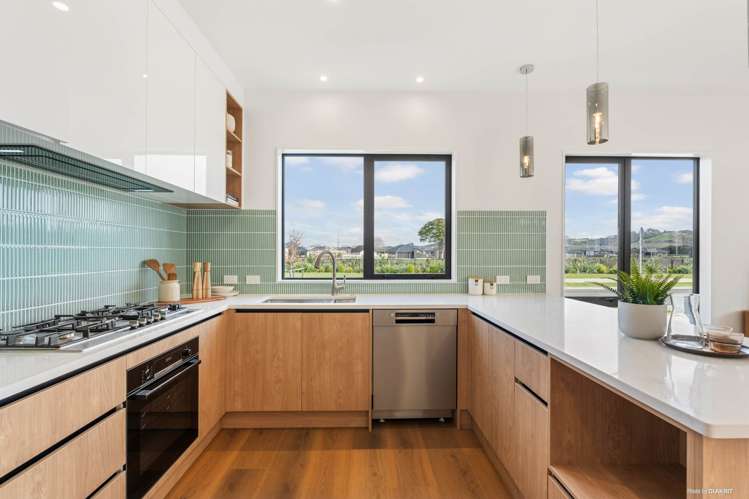 11 Meadows Drive Clevedon_9