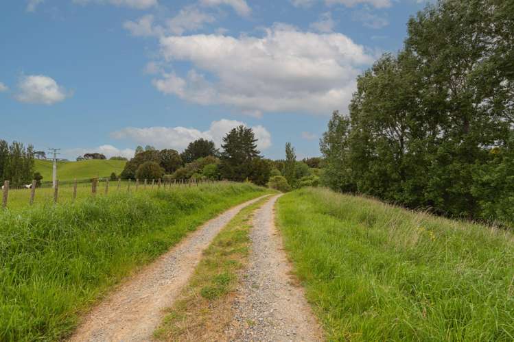 1723 Cheltenham Hunterville Road Waituna West_30