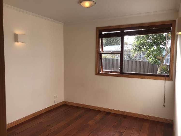 4 Tobruk Crescent Milford_2