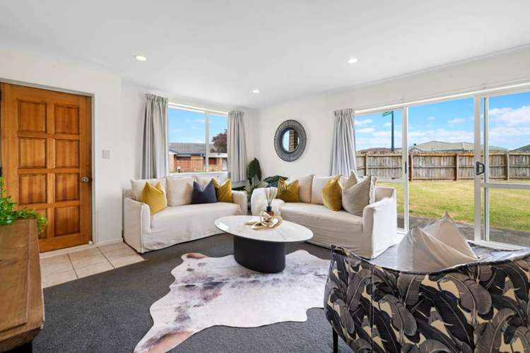 4 Waldos Way Mangere_7