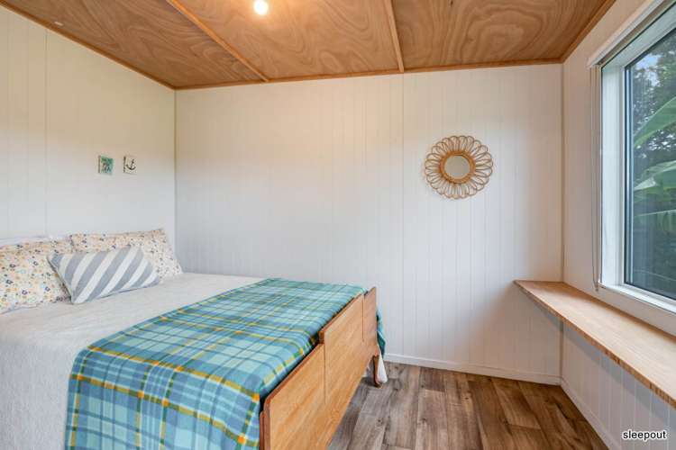 10 Rimu Road Stanmore Bay_17