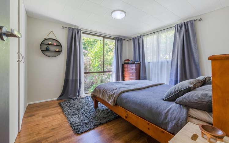 2/77 Woodfern Crescent Titirangi_7