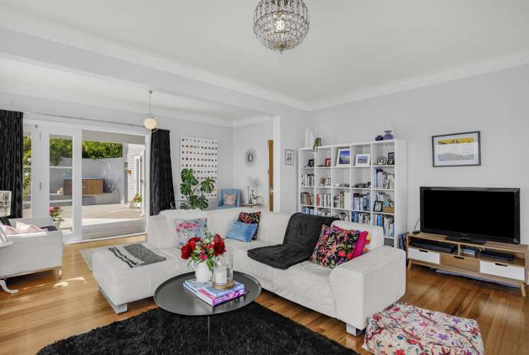 58 Ferry Road, Days Bay_5