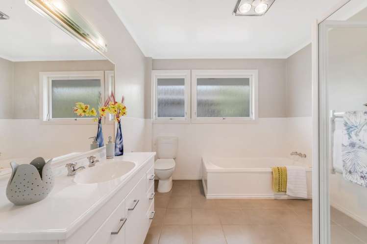 9 Lakeside Drive Pahurehure_16