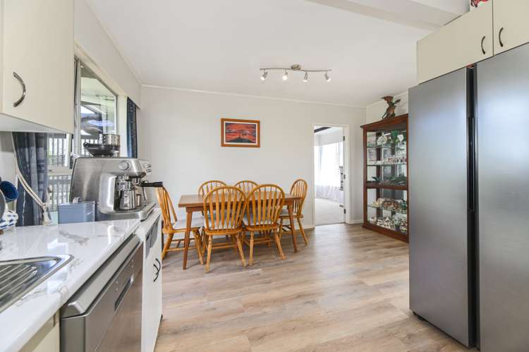 7 Hetherington Road Ranui_6