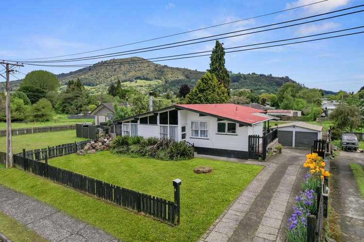 4 Deborah Place Mangakakahi_13